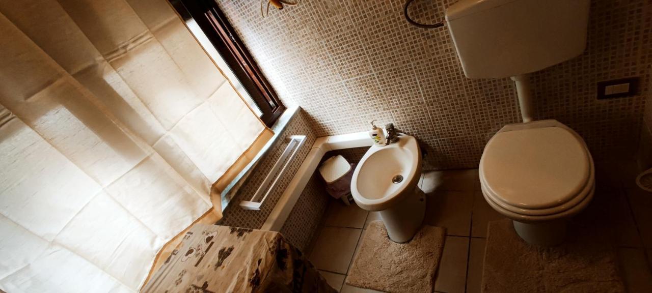 Casa Vacanza Dinastia Borbone - Centro Storico Napoli Dış mekan fotoğraf