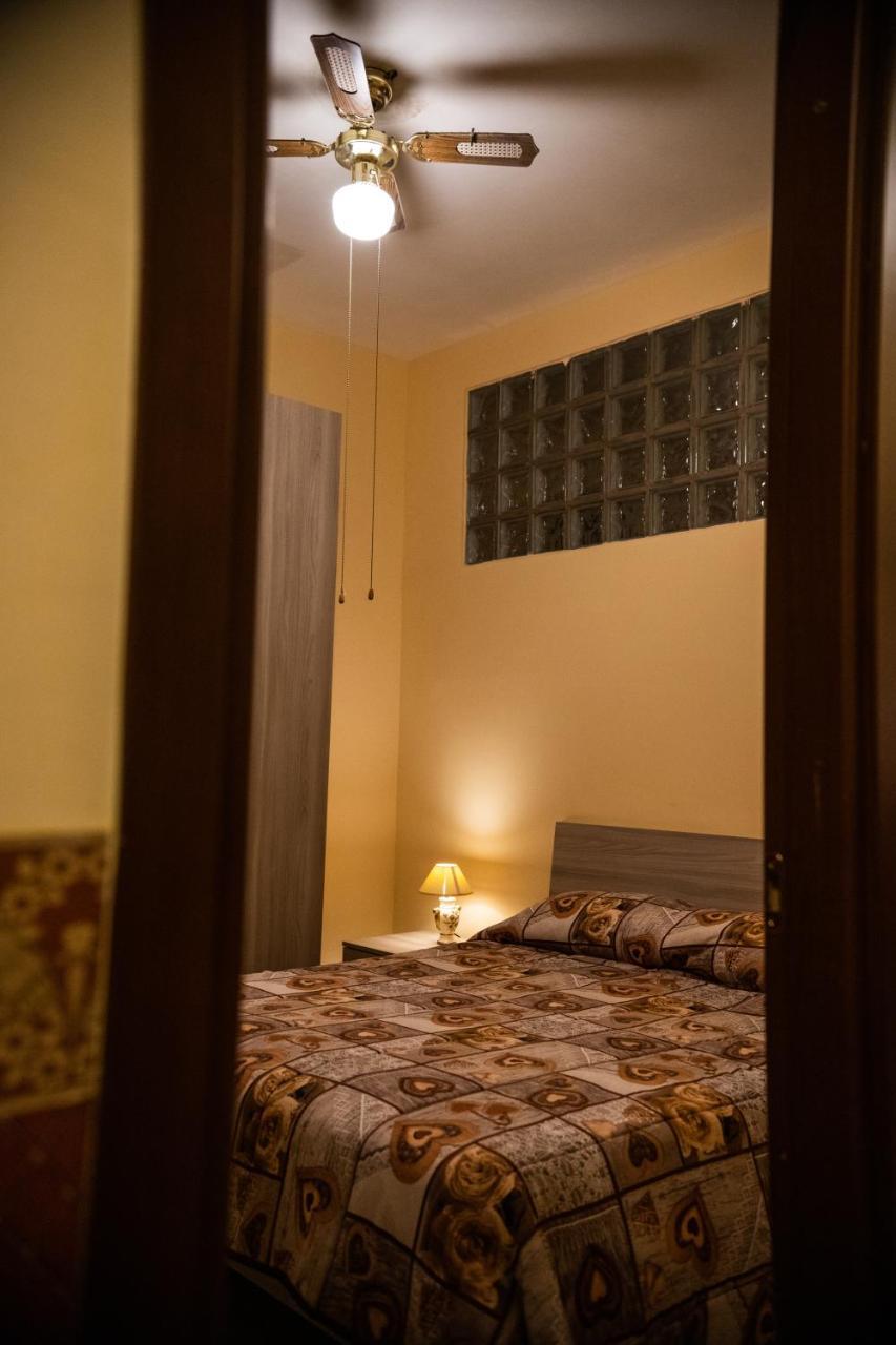 Casa Vacanza Dinastia Borbone - Centro Storico Napoli Dış mekan fotoğraf